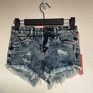 ✨BLANKNYC The Mini Lenox Acid Wash Distressed Jean Shorts Girl’s Sz 7